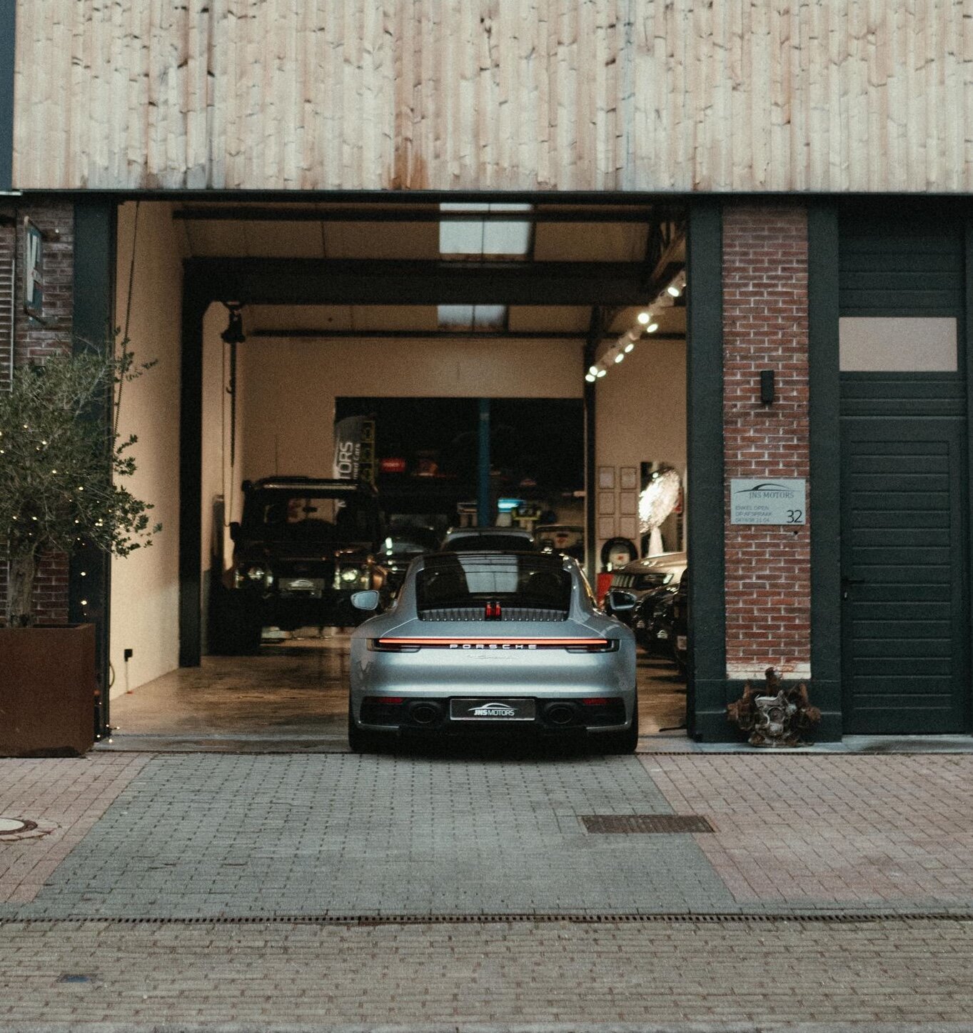 JNS Motors | JNS Motors atelier