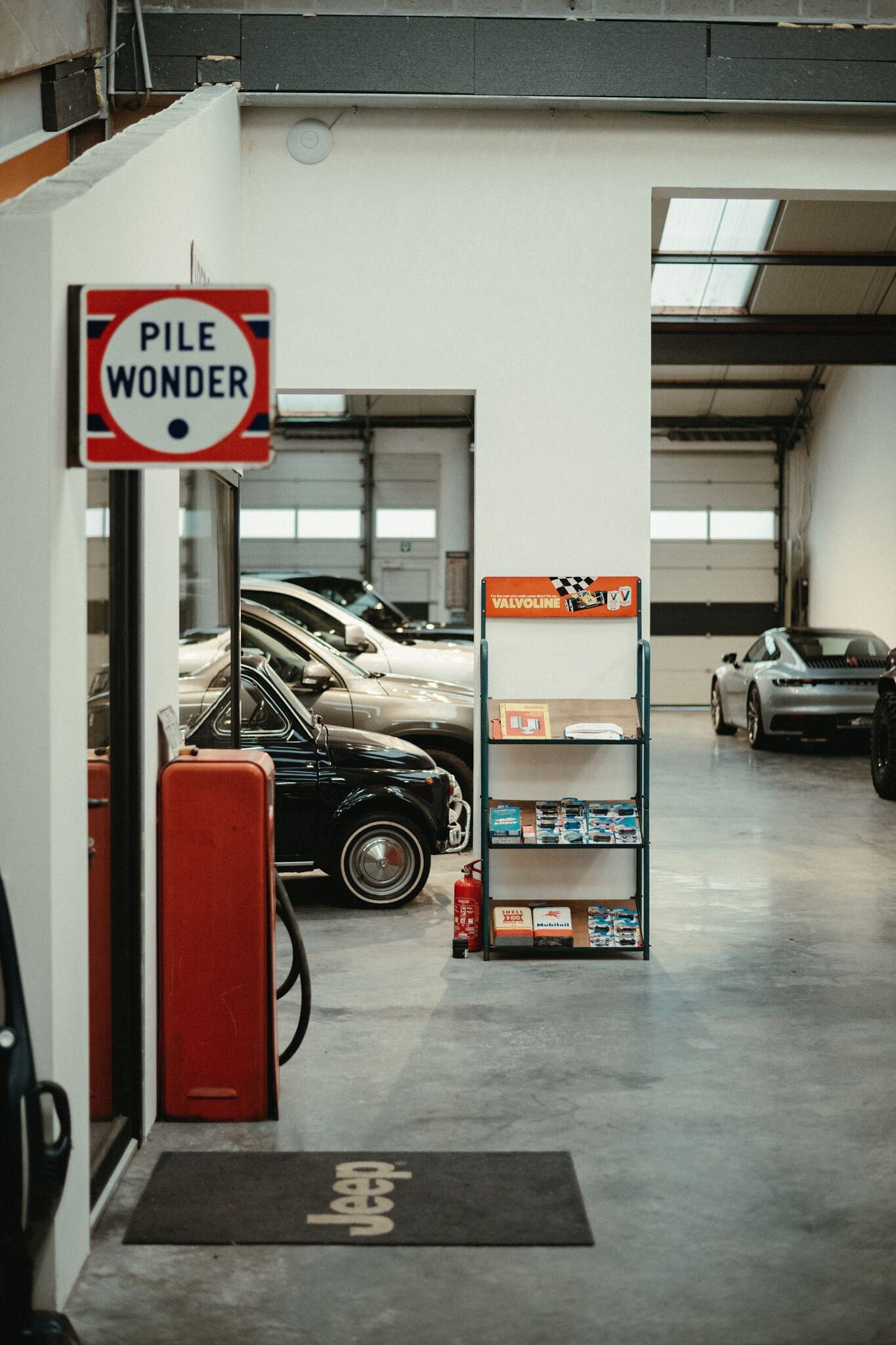 JNS Motors | JNS Motors interieur