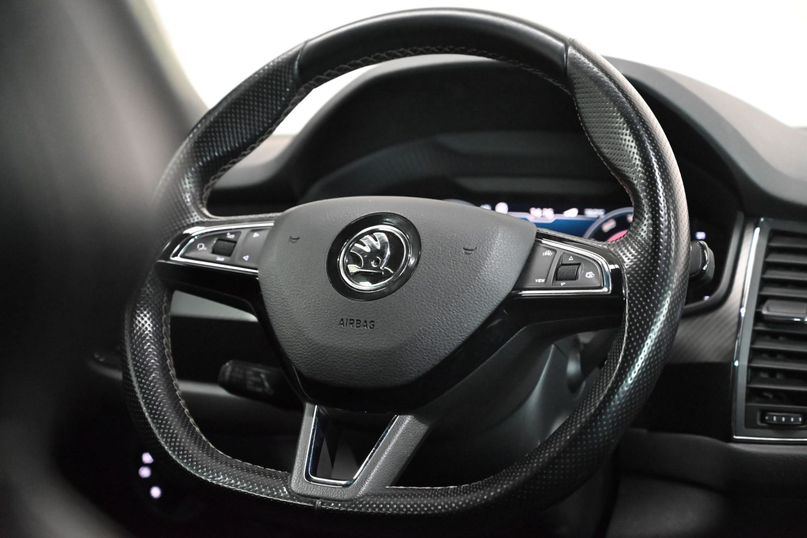 JNS Motors | Škoda Kodiaq Sportline 4x4 – 190 pk DSG automaat