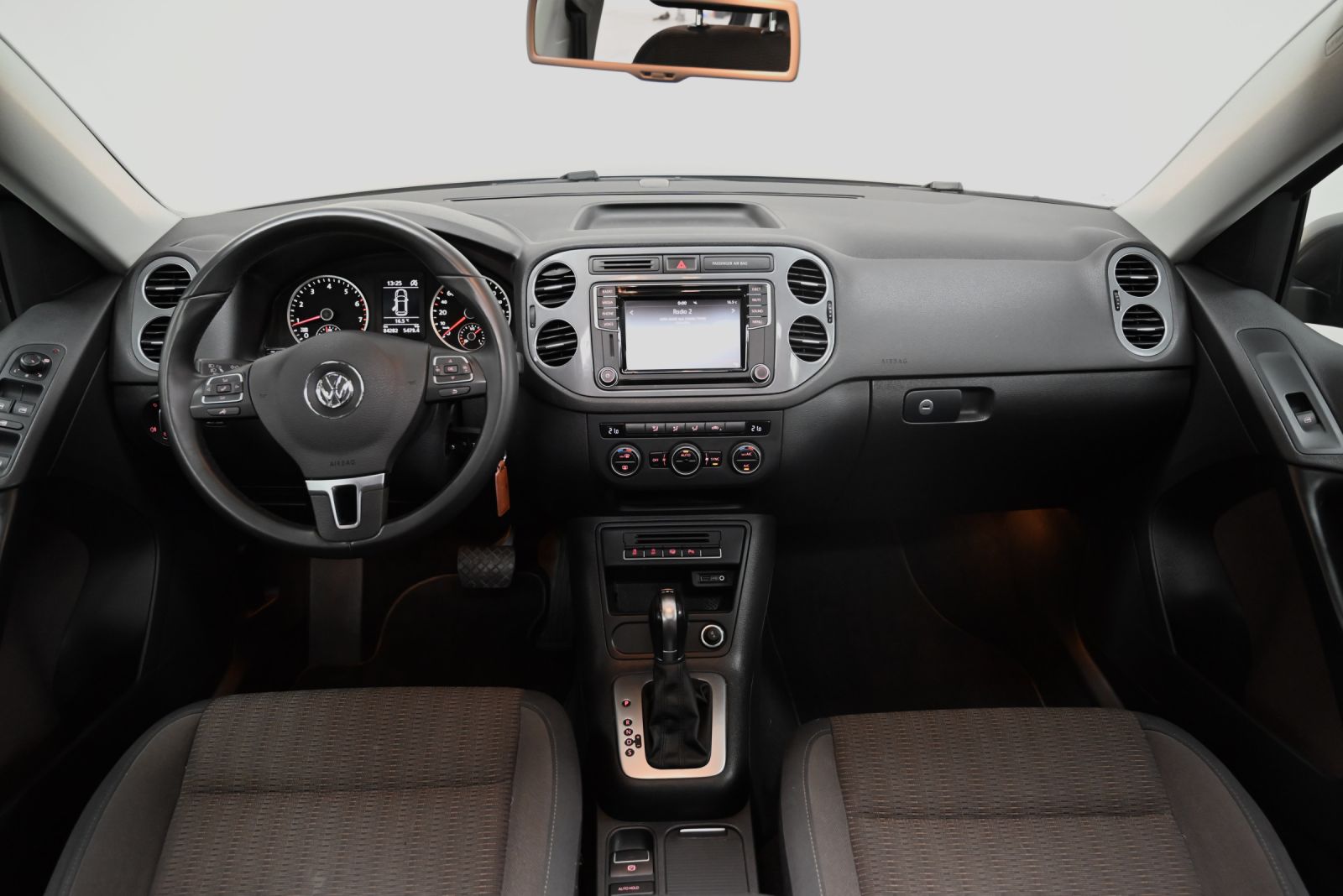 JNS Motors | Volkswagen Tiguan 1.4 TSI Comfortline DSG – Slechts 84.000 km – Belgische wagen