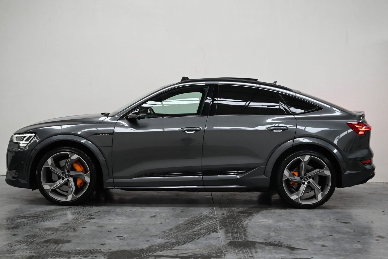 JNS Motors | Audi e-tron Sportback S – 509 pk van pure elektrische kracht