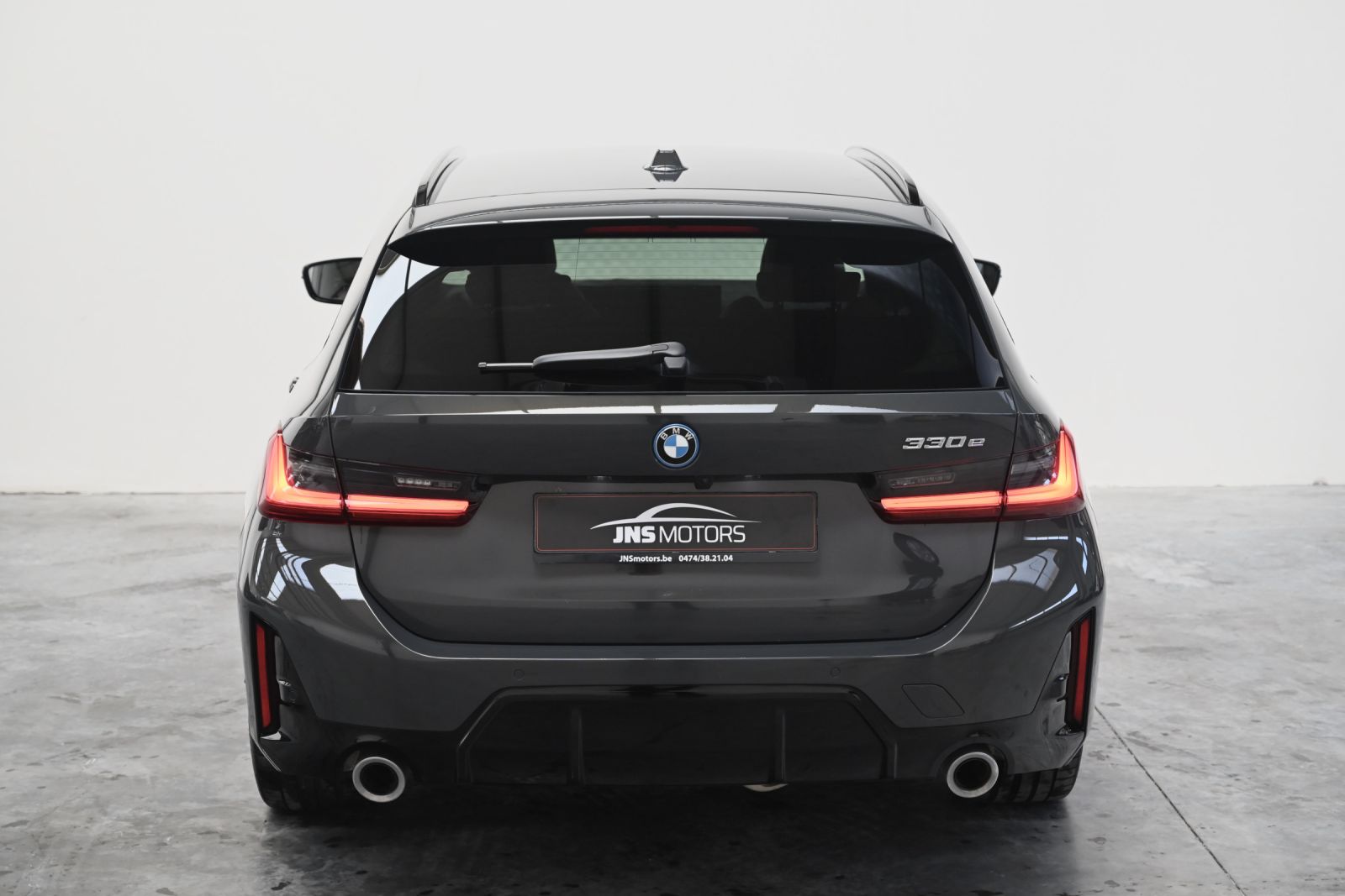 JNS Motors |  BMW M Sport – High-end uitvoering – Belgische 1e eigenaar – Garantie tot 3 jaar - 2025