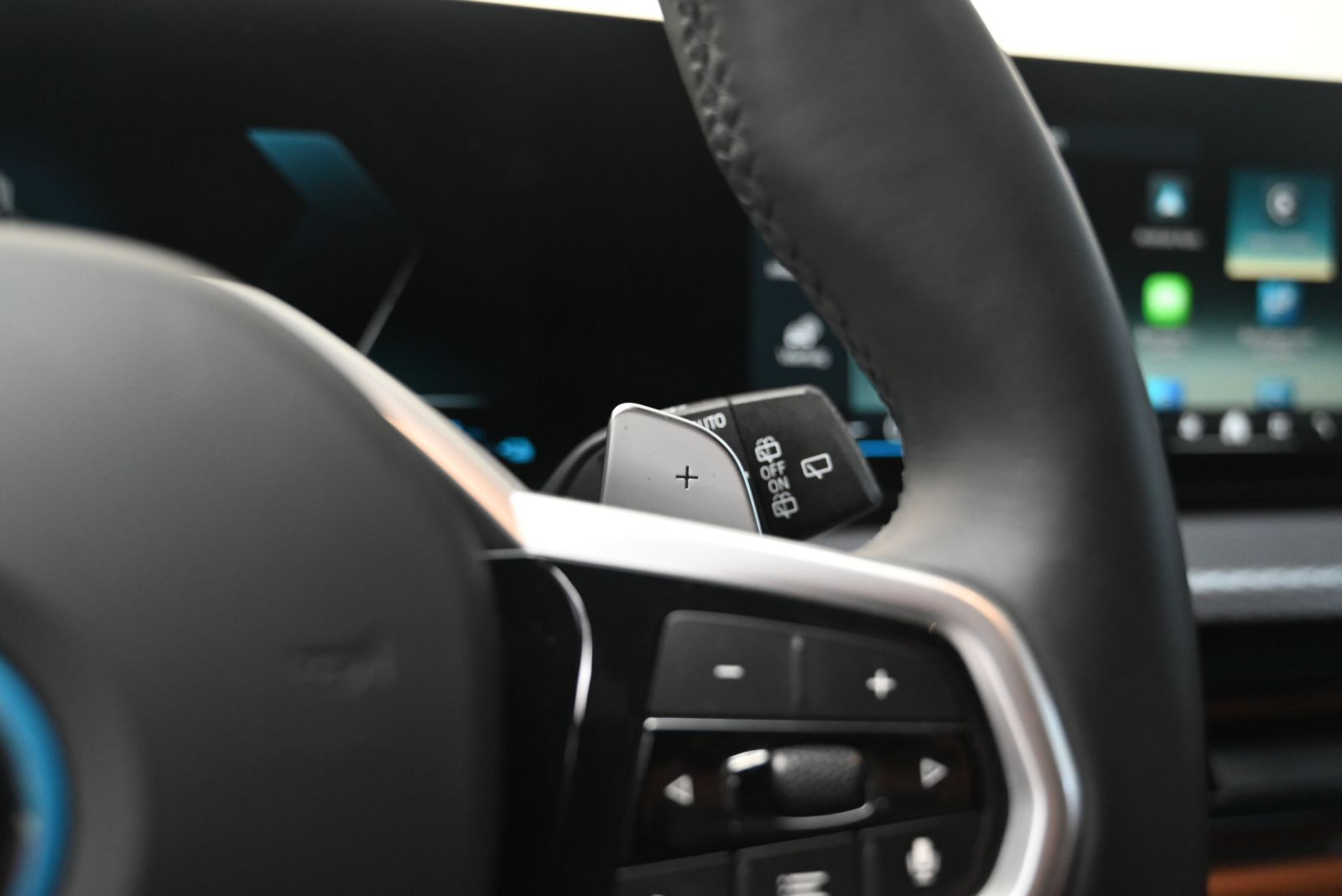 JNS Motors |  BMW M Sport – High-end uitvoering – Belgische 1e eigenaar – Garantie tot 3 jaar - 2025