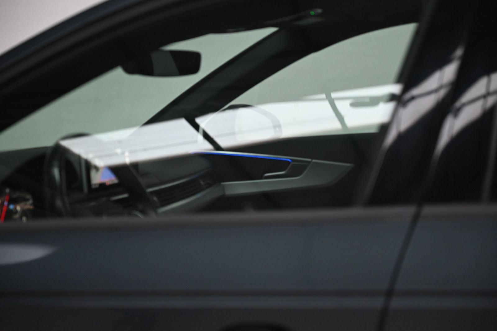 JNS Motors | AUDI A4 AVANT ULTRA 2018 - Een Perfecte Combinatie van Elegantie, Comfort en Technologie