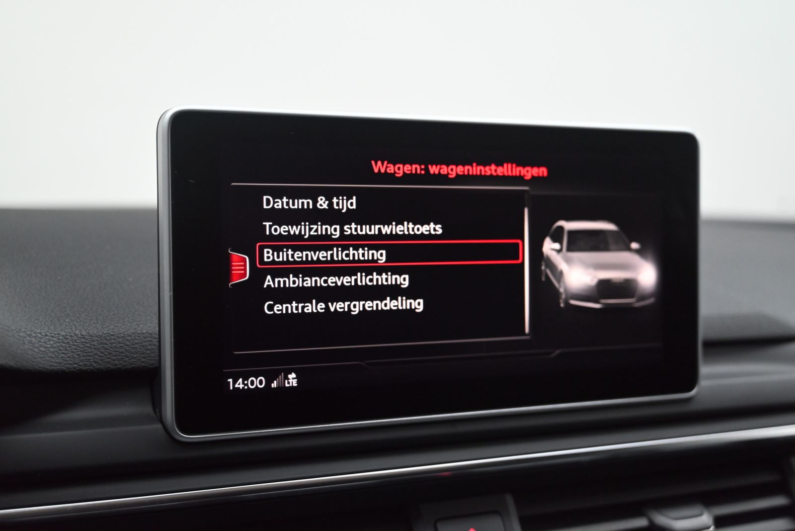 JNS Motors | AUDI A4 AVANT ULTRA 2018 - Een Perfecte Combinatie van Elegantie, Comfort en Technologie