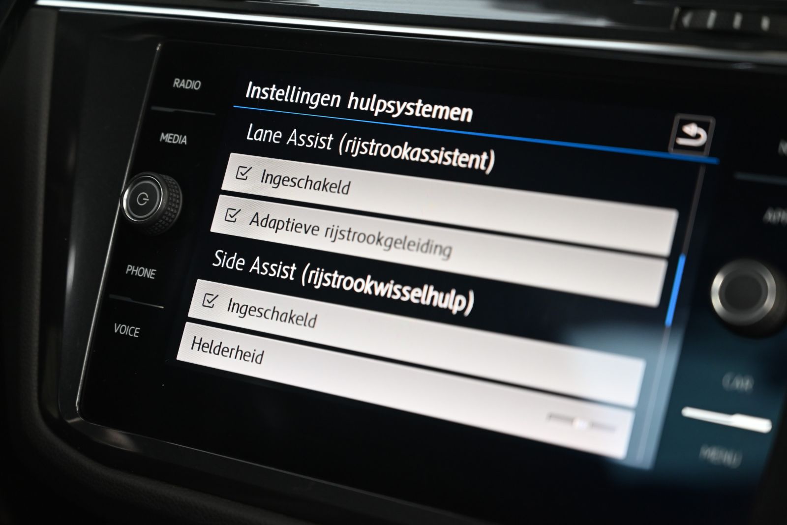 JNS Motors | Volkswagen Tiguan Allspace 4MOTION R-Line (2020) – Sportief & Ruim 