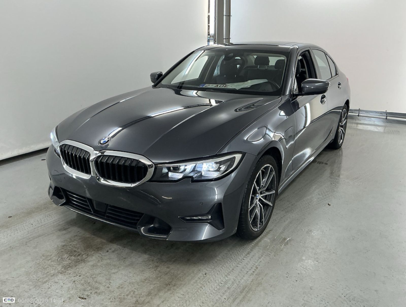 JNS Motors | BMW 330e Sport Line 2021 – Uitgebreide opties – Belgische 1e Eigenaar – BTW Wagen 