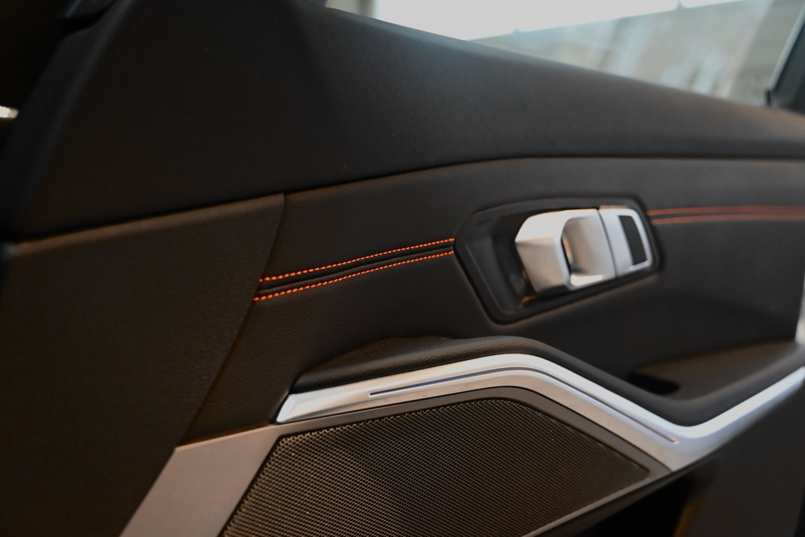 JNS Motors | BMW 330e Sport Line 2021 – Uitgebreide opties – Belgische 1e Eigenaar – BTW Wagen     