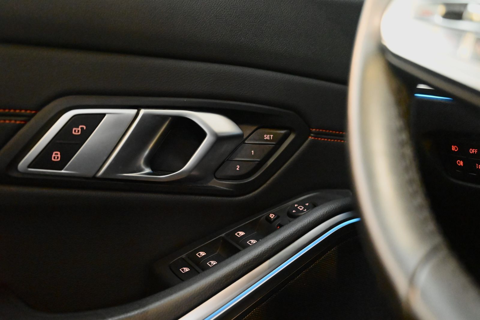 JNS Motors | BMW 330e Sport Line 2021 – Uitgebreide opties – Belgische 1e Eigenaar – BTW Wagen     