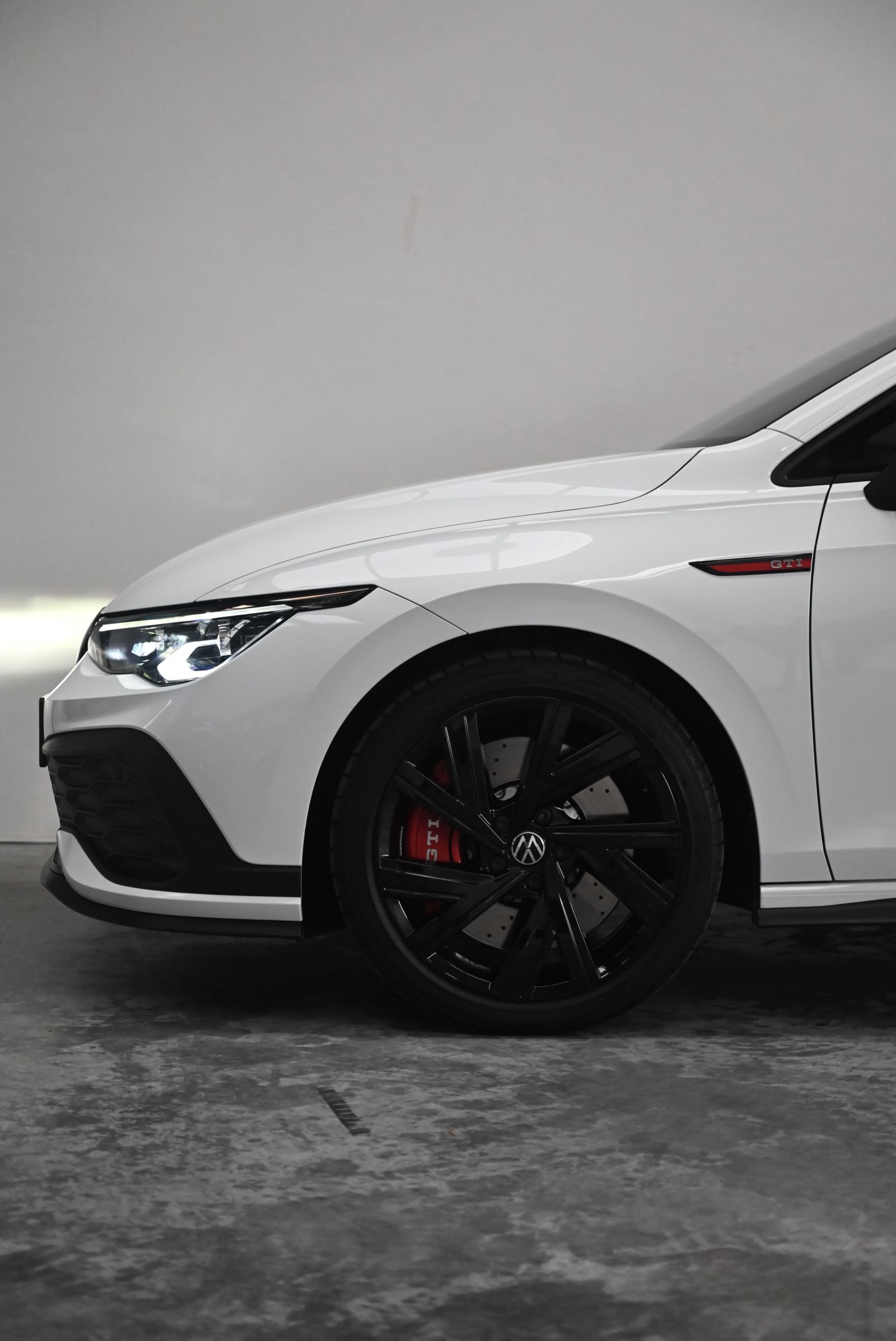 JNS Motors | Volkswagen Golf GTI Clubsport 2.0 TSI DSG – 300pk – Fabrieksgarantie tot 05/2029 – 2de eigenaar