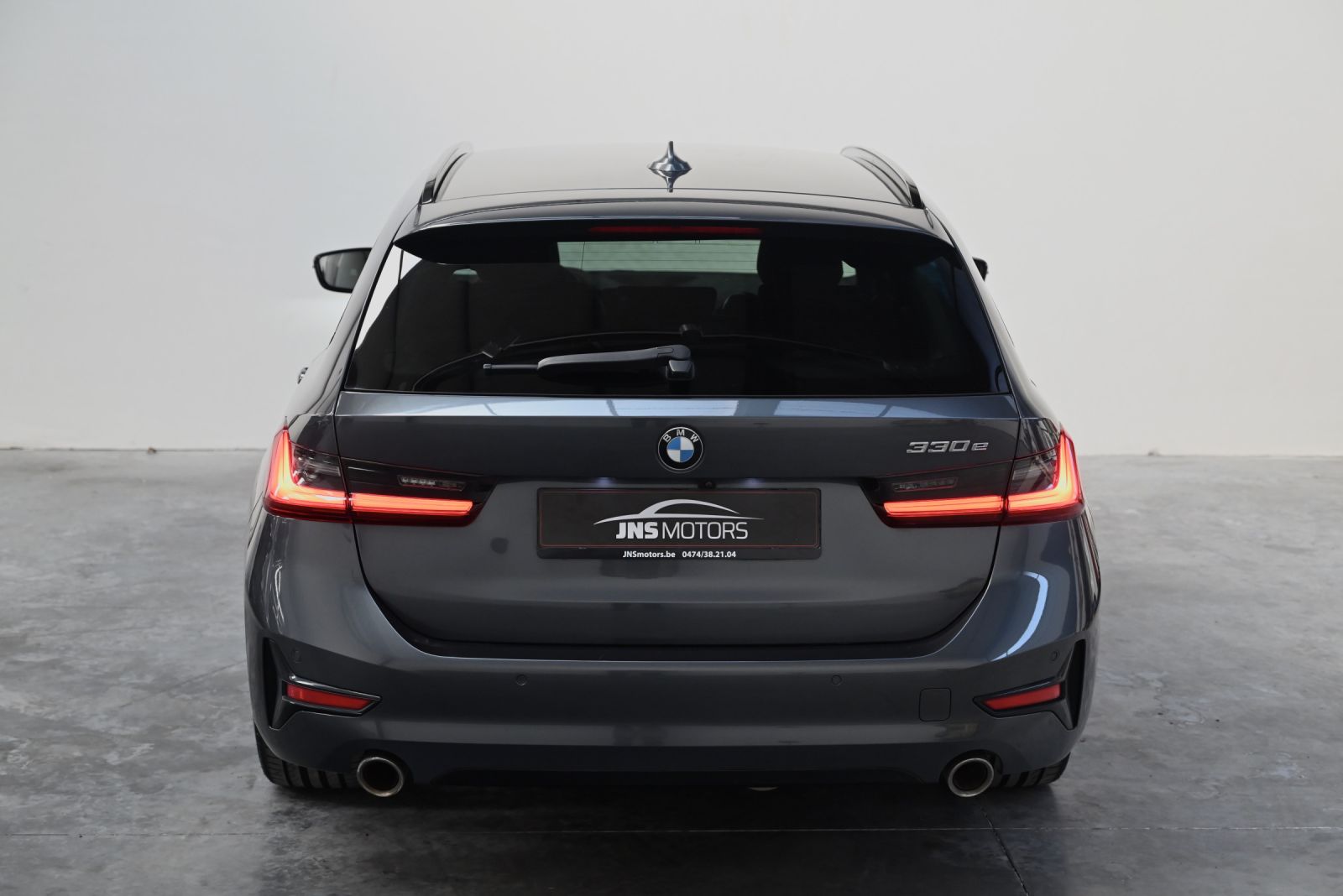 JNS Motors | BMW 330e Touring Plug-in Hybrid (2021) – Belgische 1e eigenaar – Uitgebreid uitgerust   