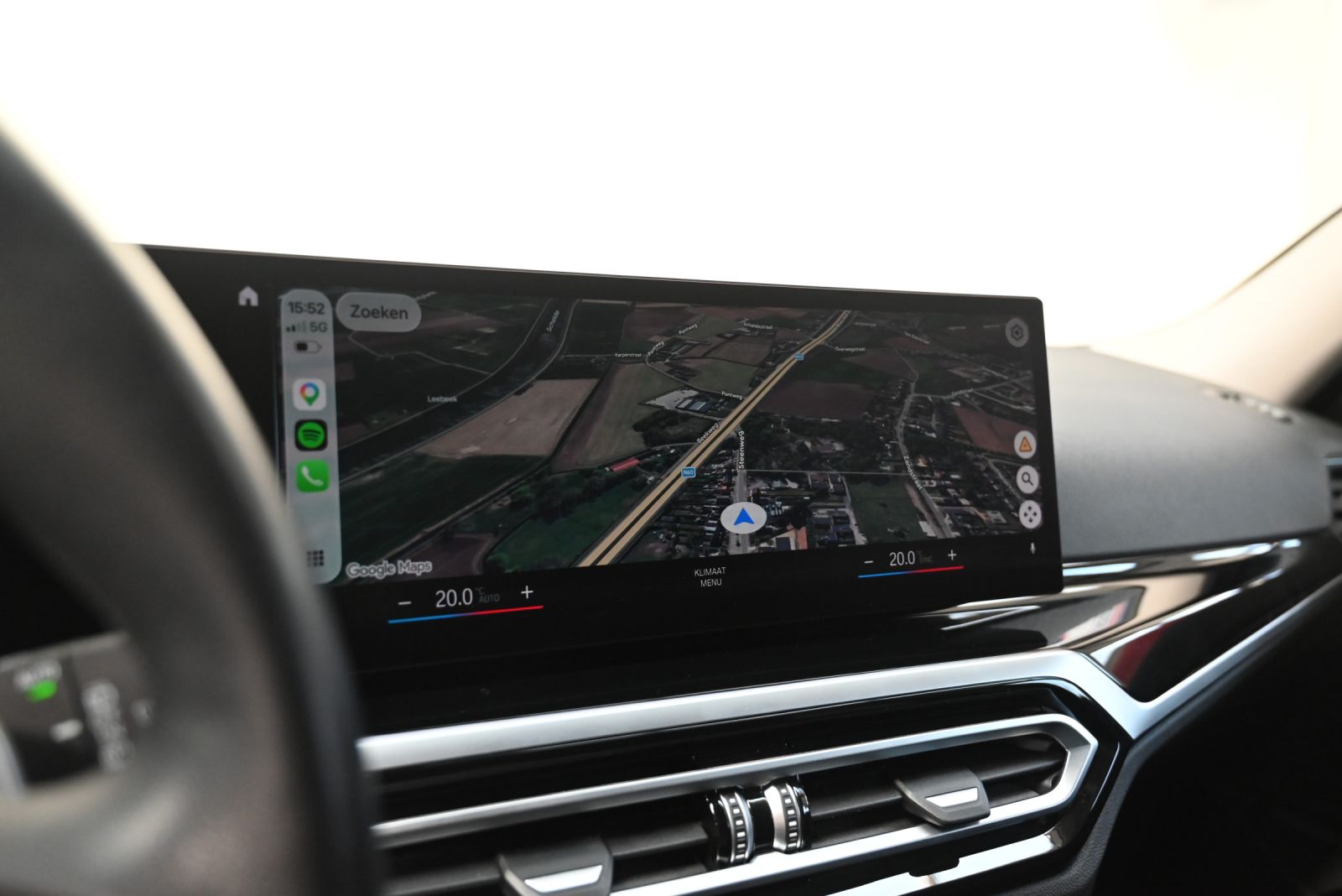 JNS Motors | BMW 3 Reeks Touring Facelift 2022 — Skyscraper Grau — BTW aftrekbaar