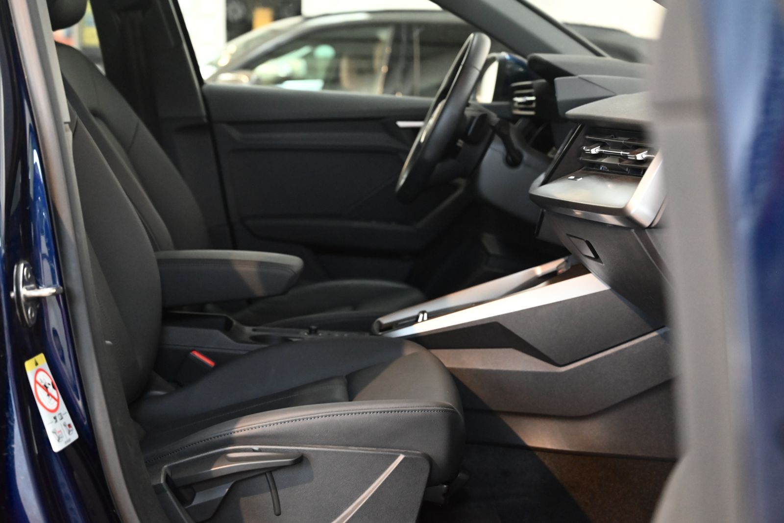 JNS Motors | Audi A3 Sportback 1.0 TFSI S tronic | Navi | Virtual Cockpit | BTW aftrekbaar | 1e eigenaar