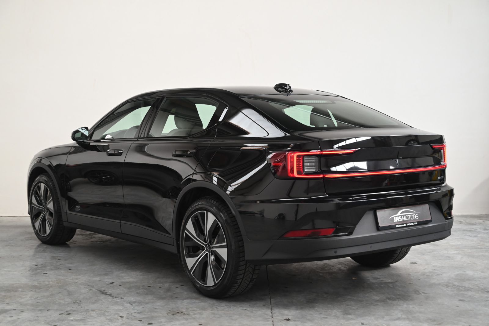 JNS Motors | Polestar 2 Standard Range Single Motor | 69 kWh | MY2023 | 1e eigenaar | Volledig Polestar onderhouden