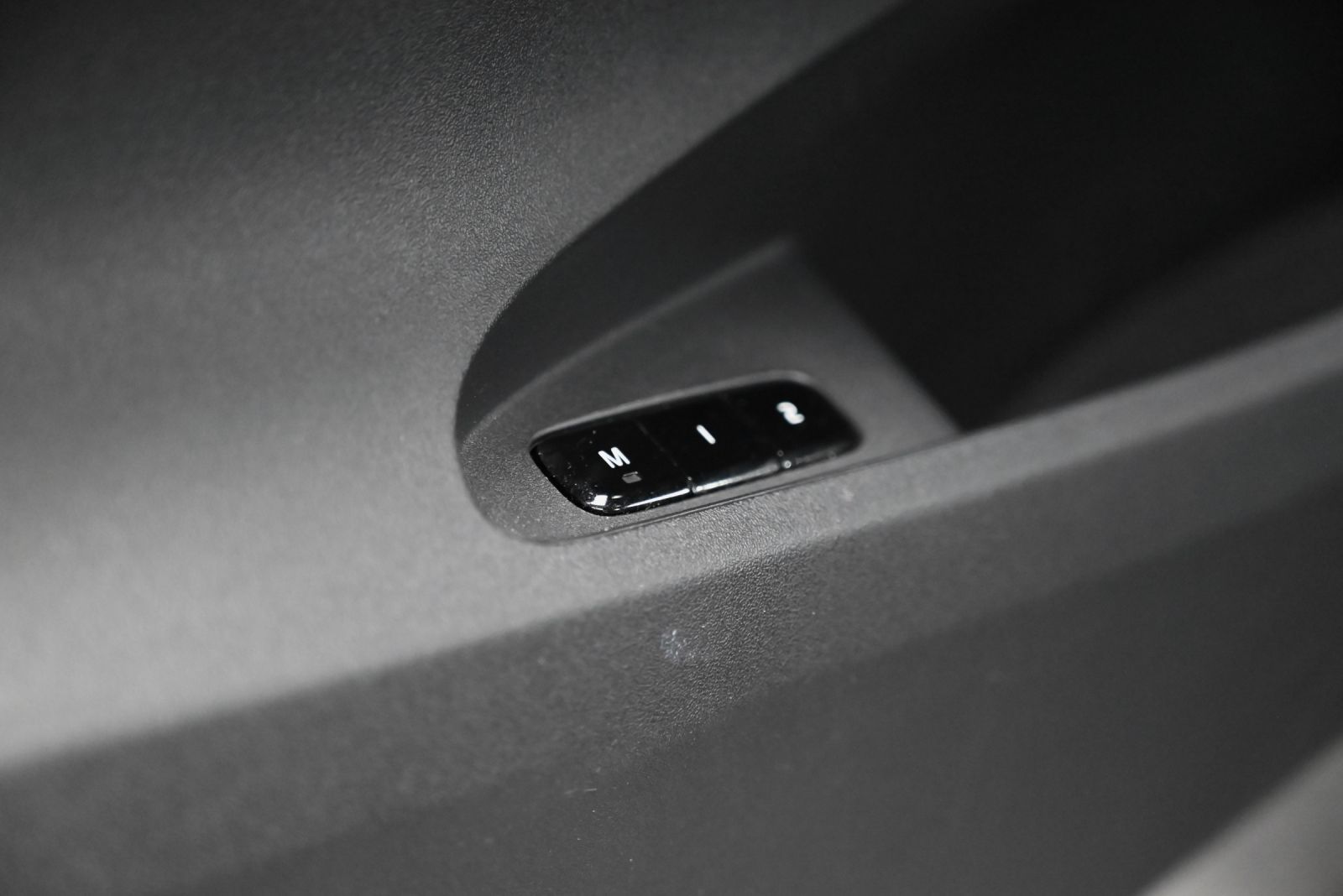 JNS Motors | Polestar 2 Standard Range Single Motor | 69 kWh | MY2023 | 1e eigenaar | Volledig Polestar onderhouden