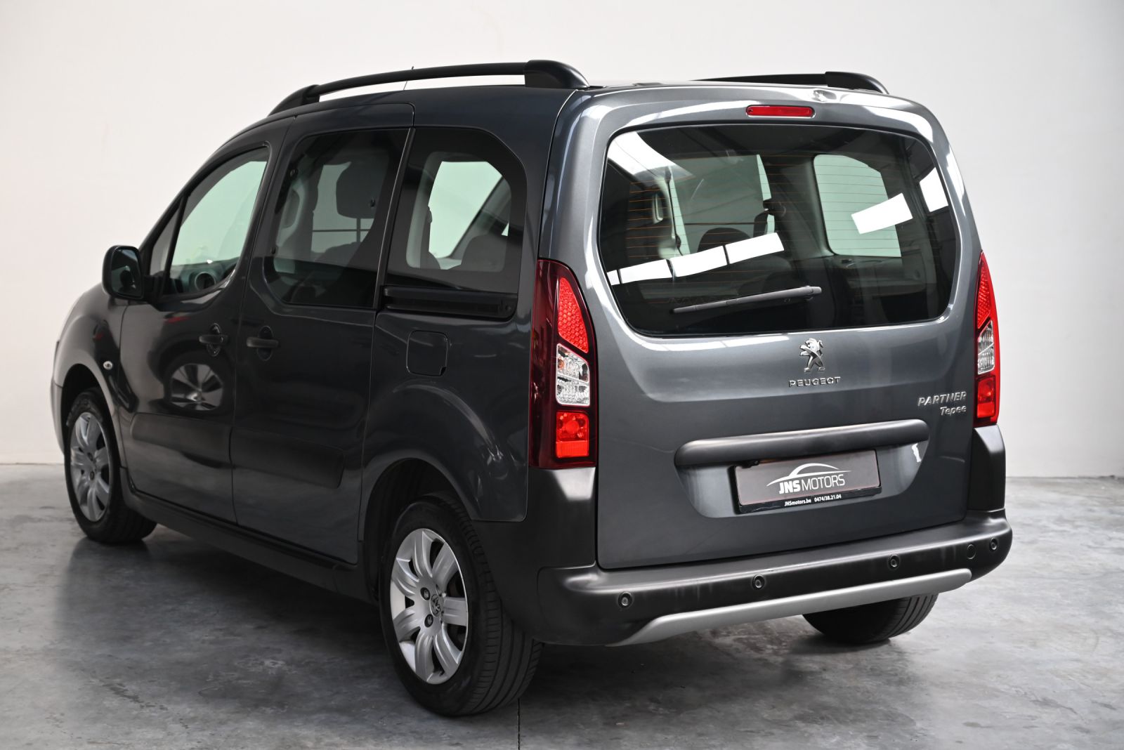 JNS Motors | Peugeot Partner Tepee 1.6 HDi | Camera | Navi | Airco Auto | 3 aparte zetels 