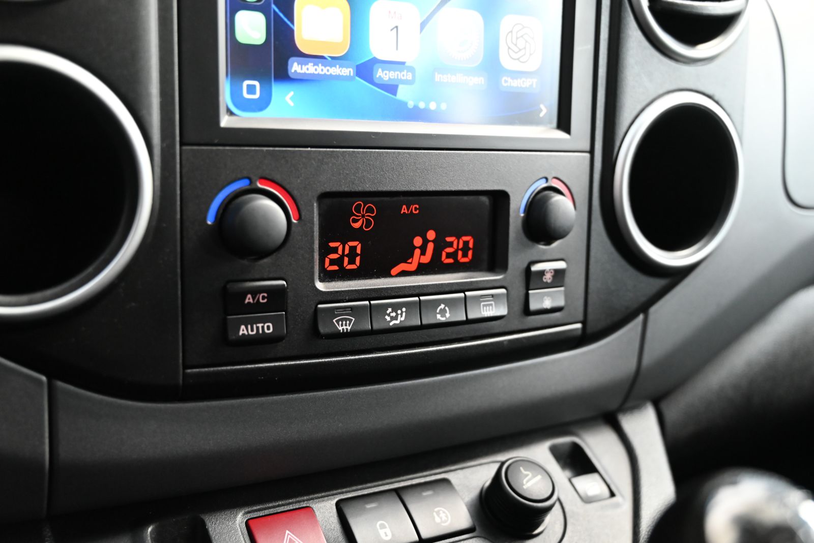 JNS Motors | Peugeot Partner Tepee 1.6 HDi | Camera | Navi | Airco Auto | 3 aparte zetels 