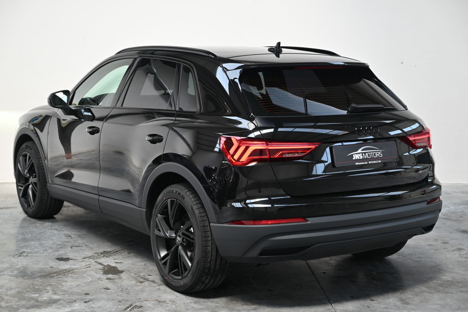 JNS Motors | Audi Q3 35 TFSI S tronic Mild Hybrid | ACC | Memory Seats | Virtual Cockpit | Black Pack