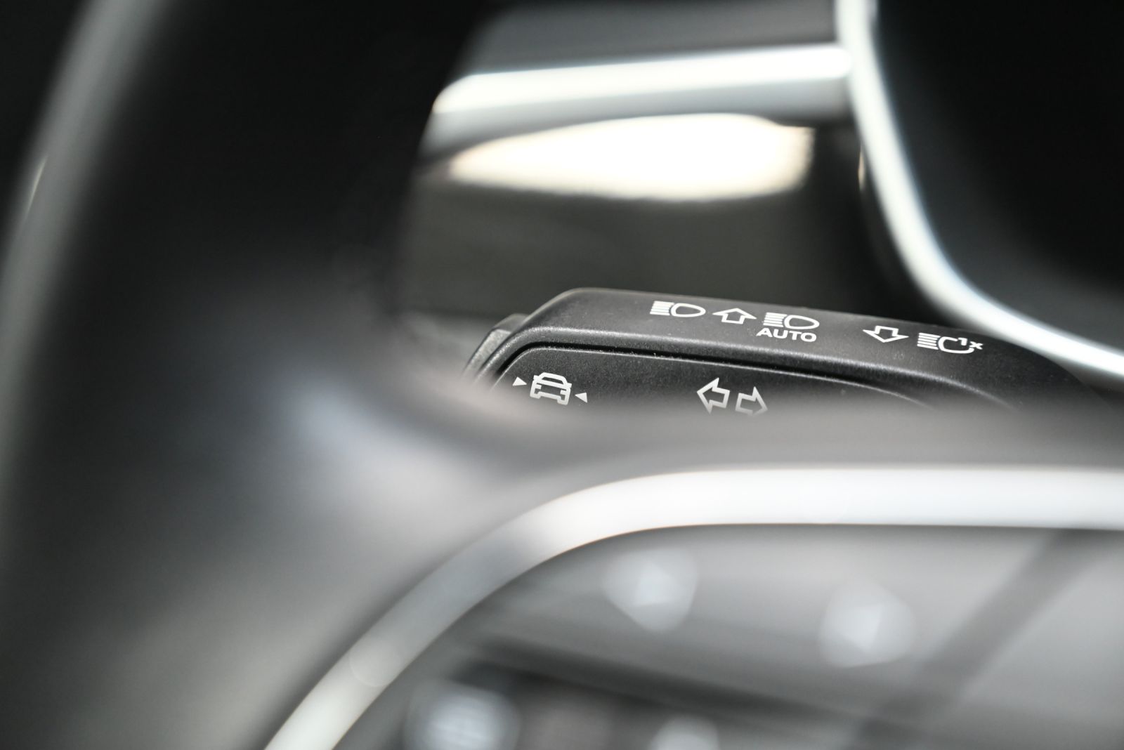 JNS Motors | Audi Q3 35 TFSI S tronic Mild Hybrid | ACC | Memory Seats | Virtual Cockpit | Black Pack