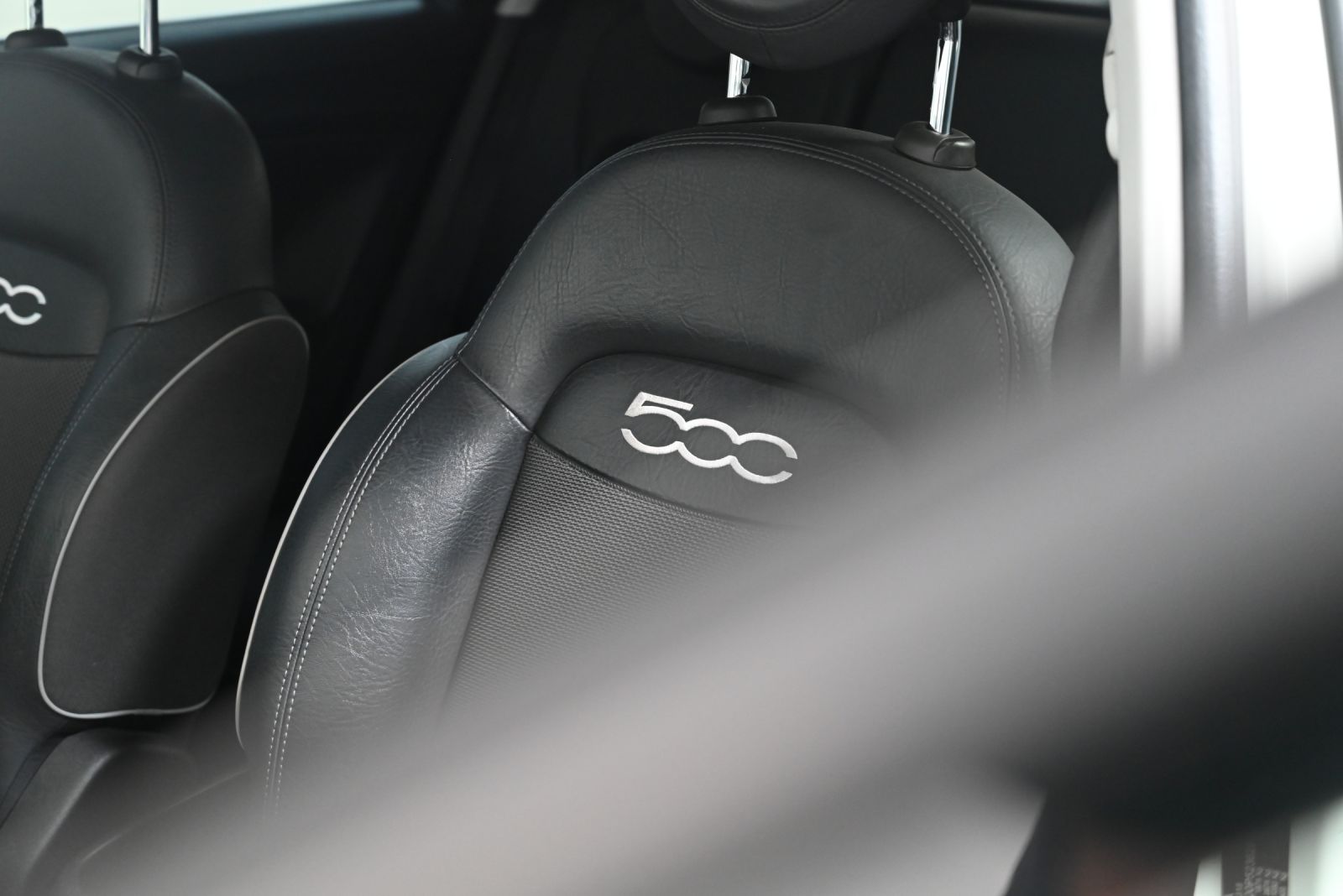 JNS Motors | Fiat 500X 1.6 E-Torq Lounge | Belgische wagen | 2e eigenaar | Cruise Control | Parkeersensoren | 12 Maanden Garantie