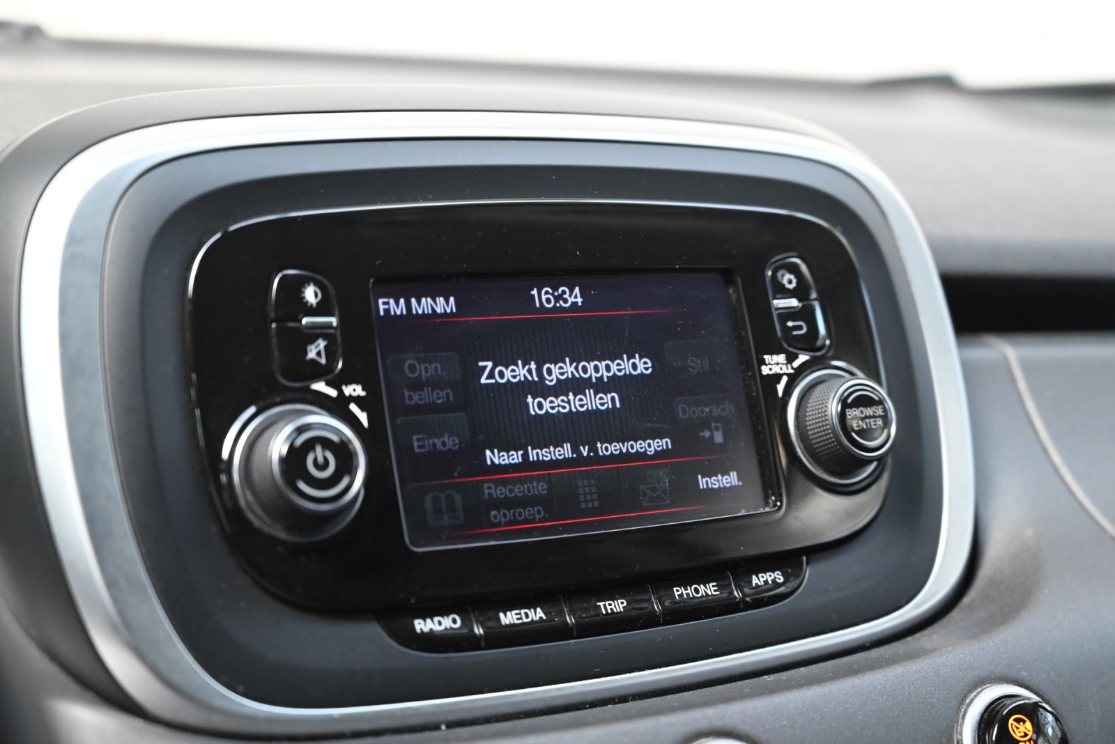 JNS Motors | Fiat 500X 1.6 E-Torq Lounge | Belgische wagen | 2e eigenaar | Cruise Control | Parkeersensoren | 12 Maanden Garantie