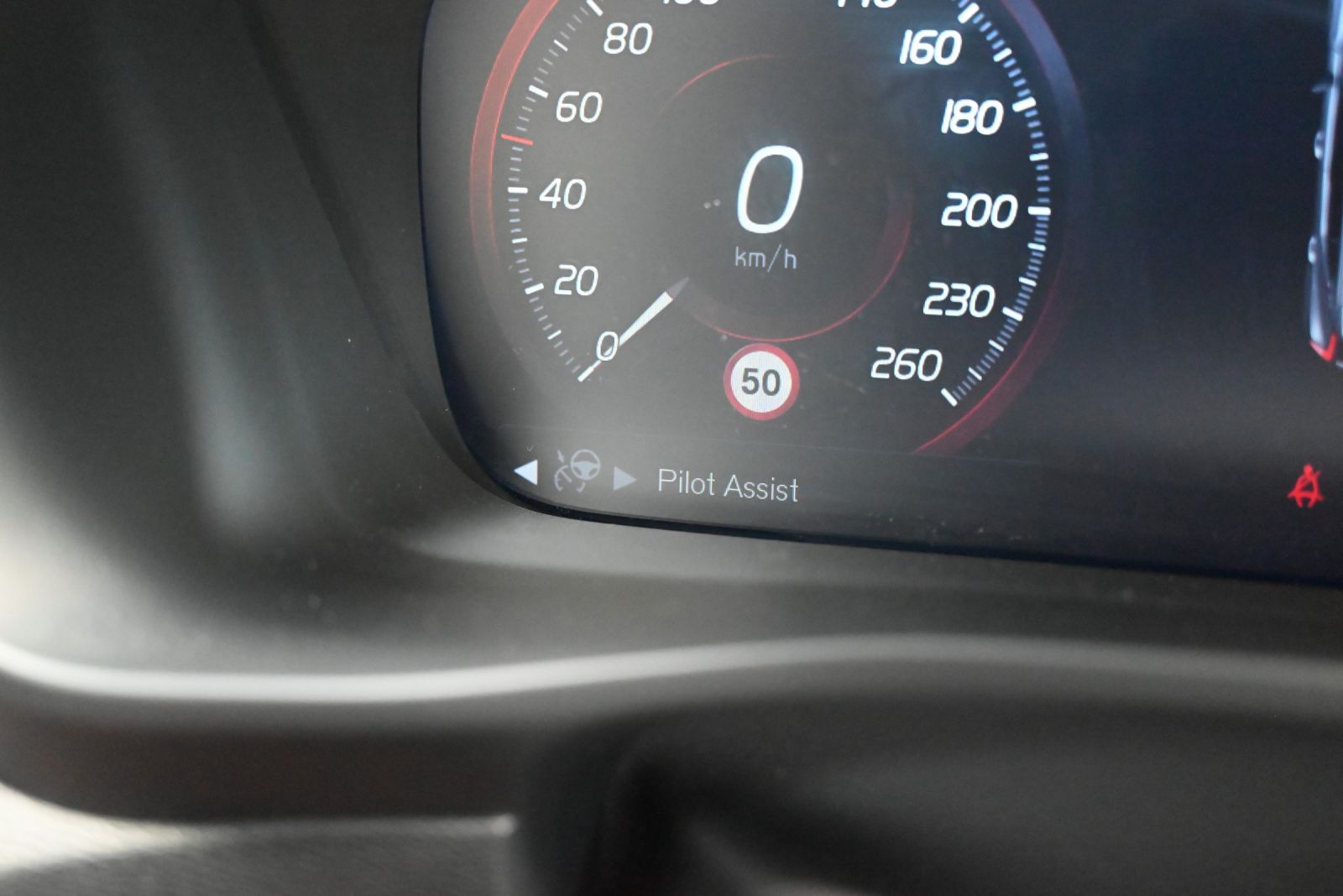 JNS Motors | Volvo XC40 T4 Recharge Plus Bright | Adaptive Cruise | Memory Seats | BTW