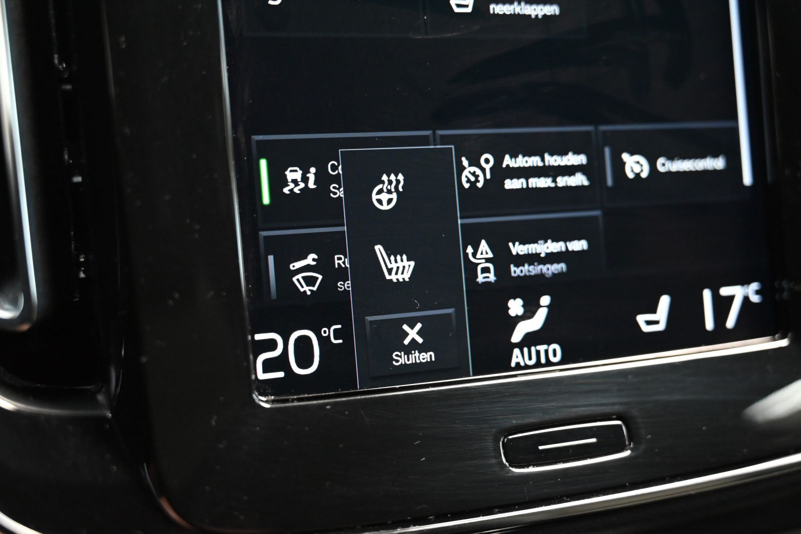 JNS Motors | Volvo XC40 T4 Recharge Plus Bright | Adaptive Cruise | Memory Seats | BTW