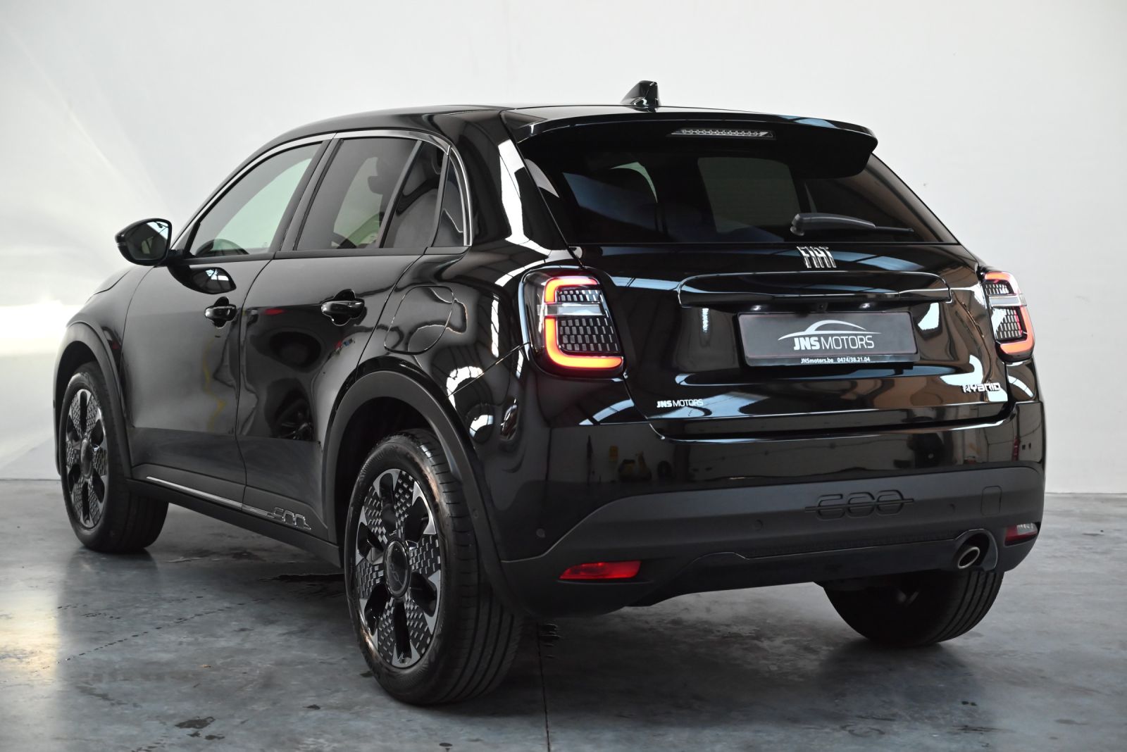 JNS Motors | Fiat 600 Hybrid 1.2 Turbo 100pk DCT6 | Eerste Belgische Eigenaar | Volledige Fiat Historie | Leder | ACC | Navi | Camera