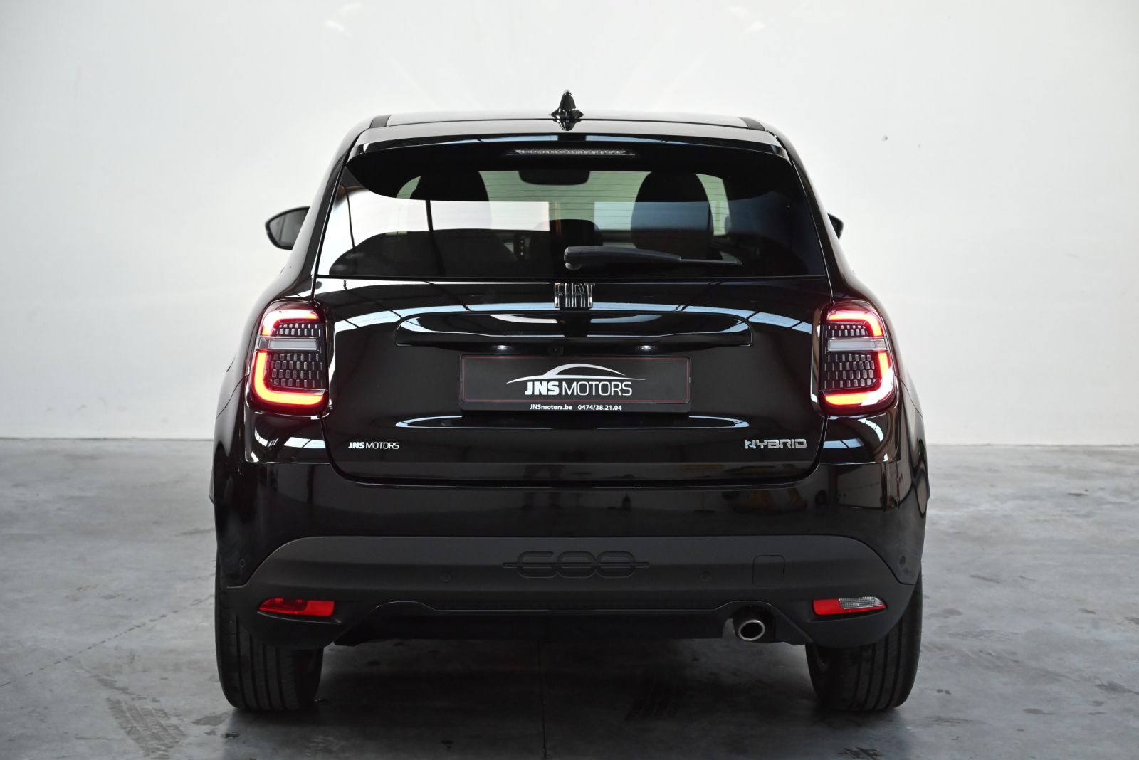 JNS Motors | Fiat 600 Hybrid 1.2 Turbo 100pk DCT6 | Eerste Belgische Eigenaar | Volledige Fiat Historie | Leder | ACC | Navi | Camera