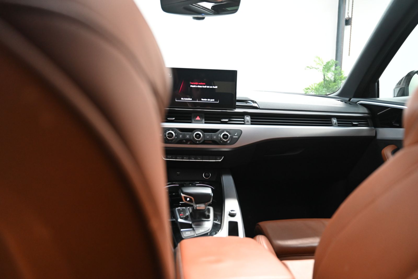 JNS Motors | Audi A4 Avant S line S tronic | Panodak | Leder | Virtual Cockpit | Black Pack