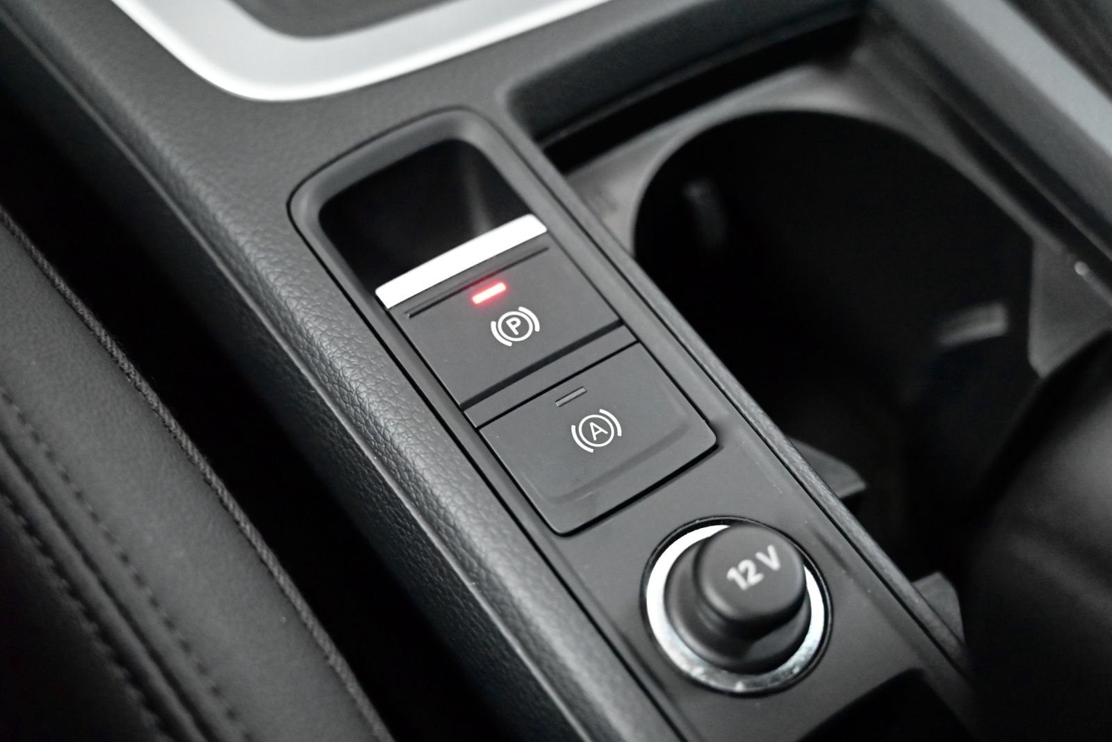 JNS Motors | Audi Q3 45 TFSI e S line S tronic | Bang & Olufsen | Black Pack | Keyless | 52.000 km