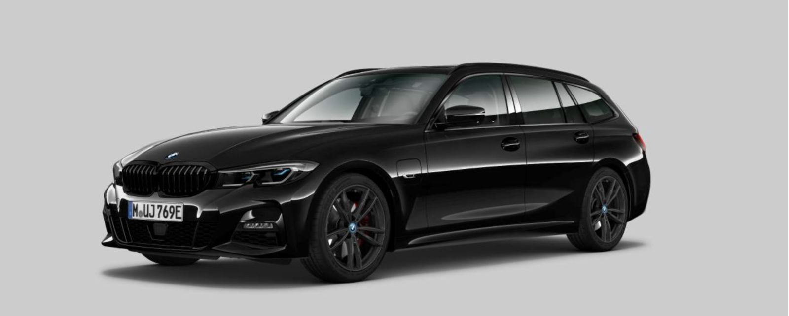 JNS Motors | BMW 330e Touring M Sport | 292 PK | PANO | LASER | HUD | ACC | 360° | 19” | ADAPTIEF M | BTW
