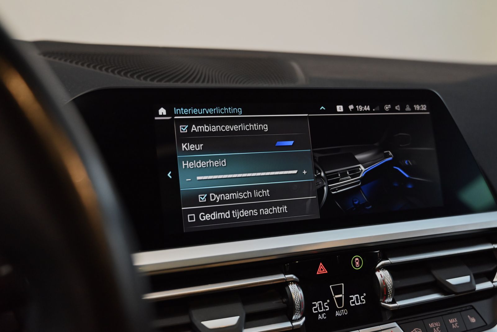 JNS Motors | BMW 330e Touring M Sport | 292 PK | PANO | LASER | HUD | ACC | 360° | 19” | ADAPTIEF M | BTW