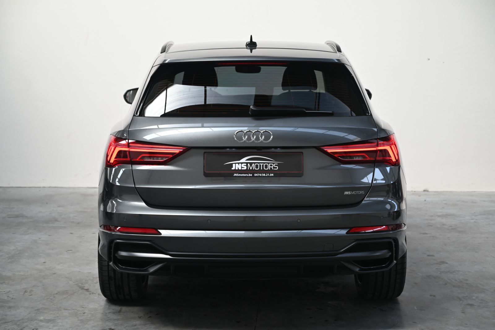 JNS Motors | AUDI Q3 45 TFSI e S LINE | 245 PK | 15.188 KM | 360° | SIDE ASSIST | BTW