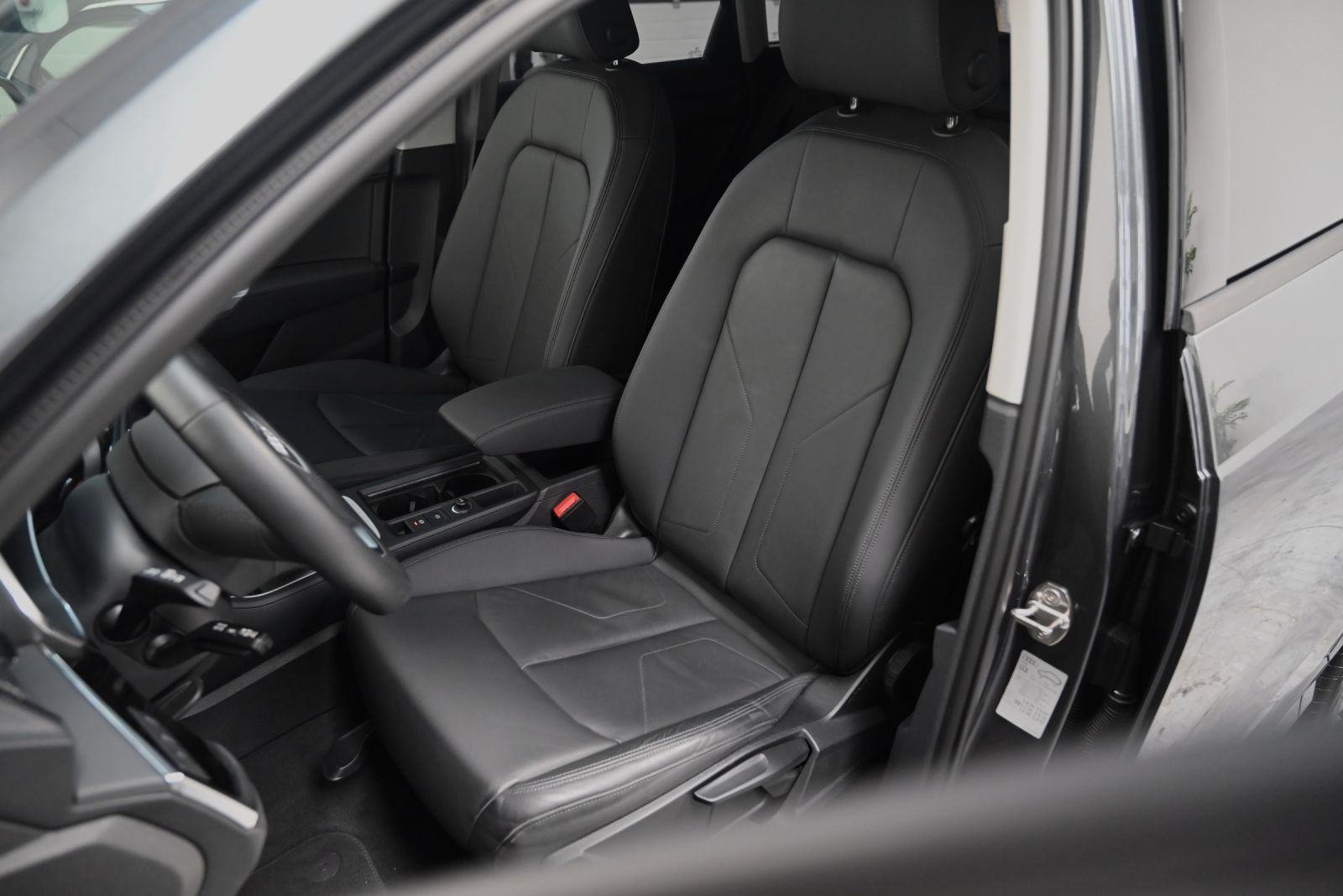 JNS Motors | AUDI Q3 45 TFSI e S LINE | 245 PK | 15.188 KM | 360° | SIDE ASSIST | BTW
