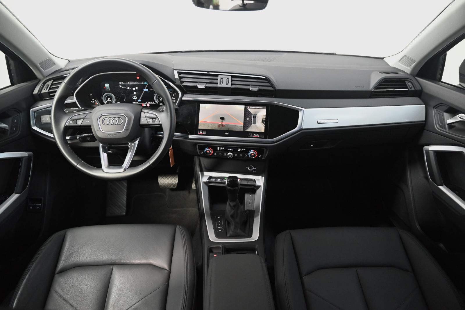 JNS Motors | AUDI Q3 45 TFSI e S LINE | 245 PK | 15.188 KM | 360° | SIDE ASSIST | BTW