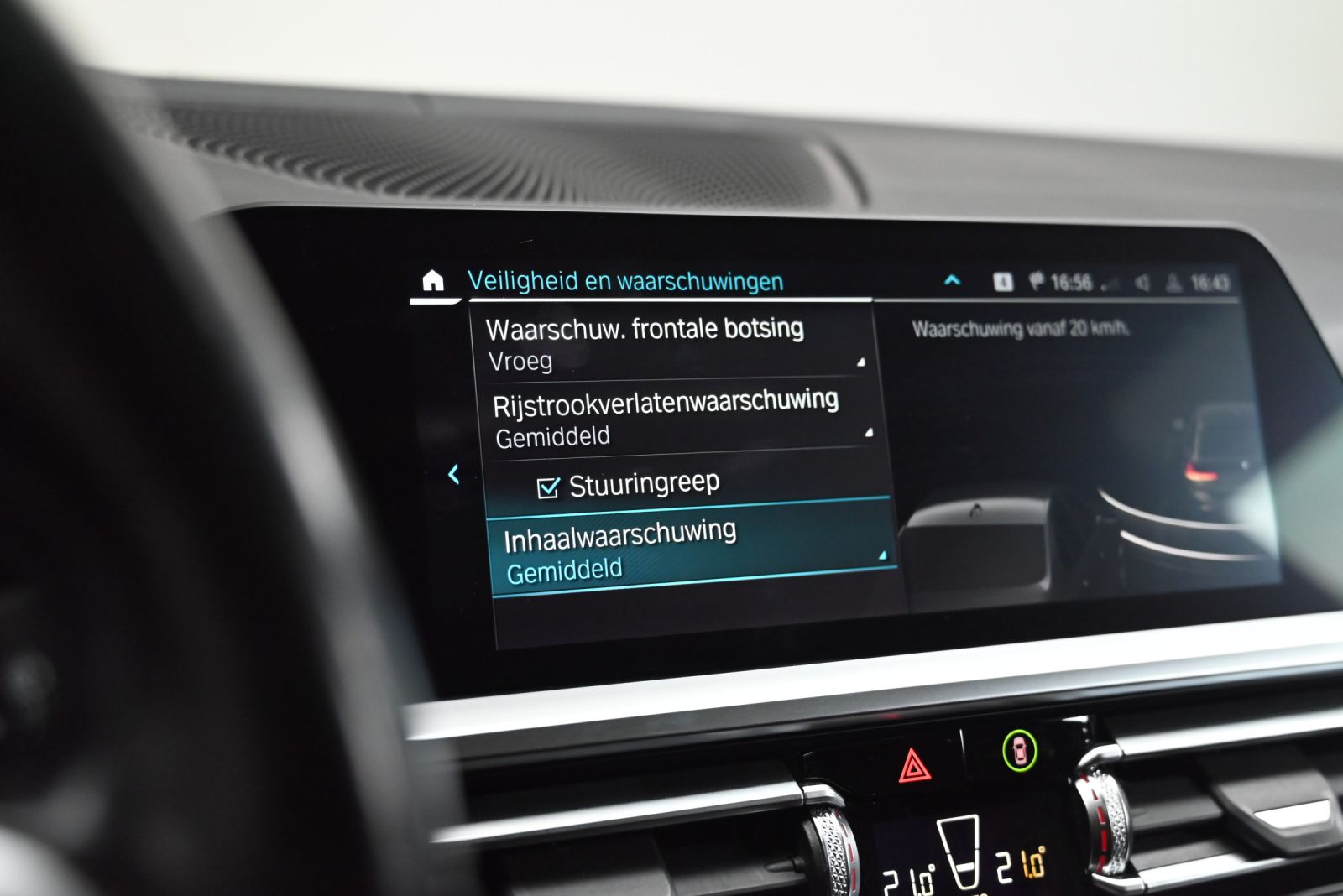 JNS Motors | BMW 330e xDrive Touring M SPORT | INDIVIDUAL TARTUFO | PANO | ACC | HUD | TREKHAAK | BTW