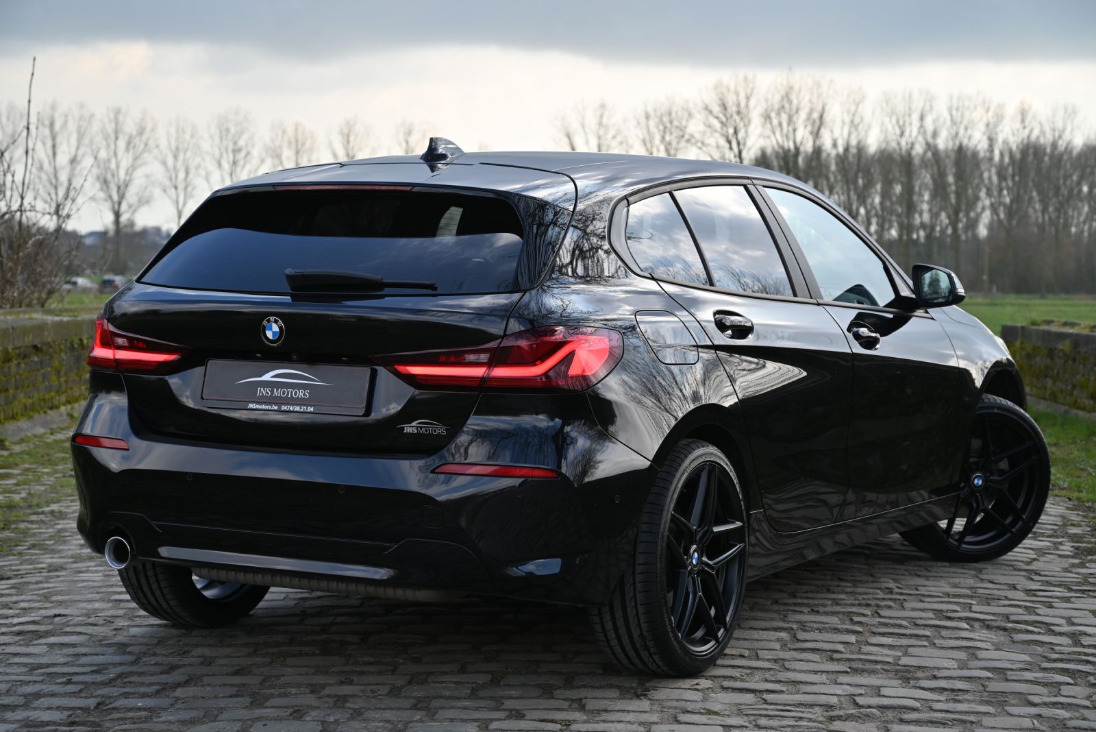 JNS Motors | BMW 118i Advantage 2021 