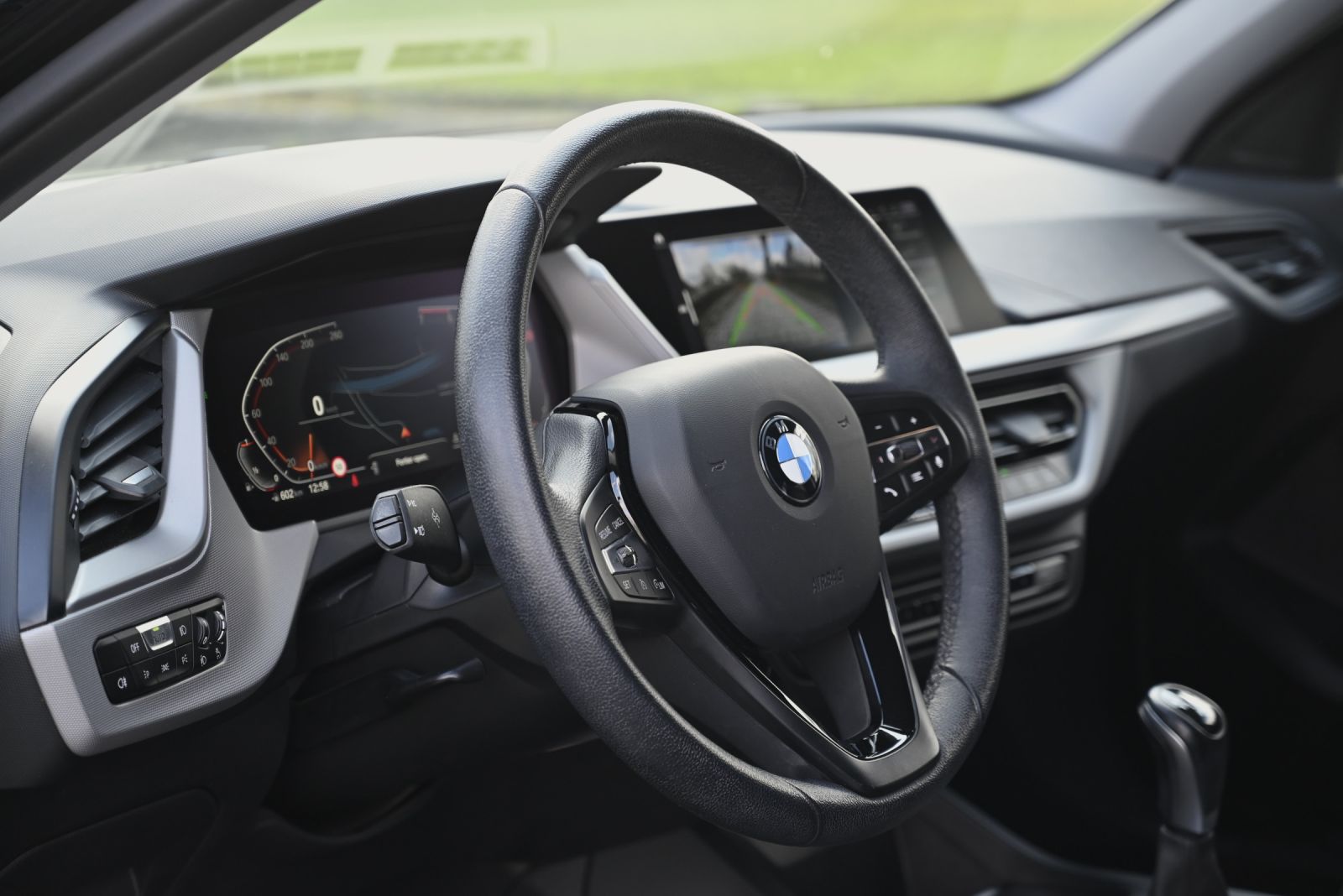 JNS Motors | BMW 118i Advantage 2021 