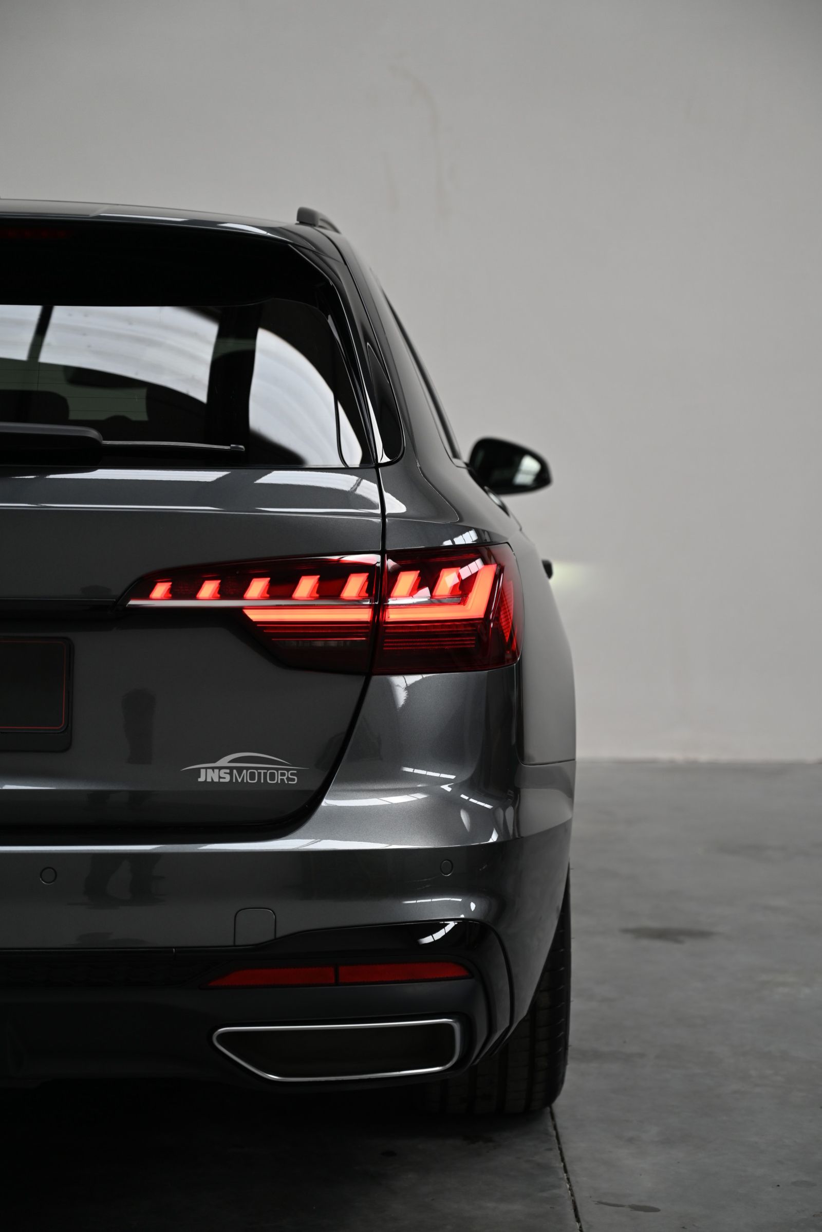 JNS Motors | Audi A4 35TDI  S-Line Facelift 2021 