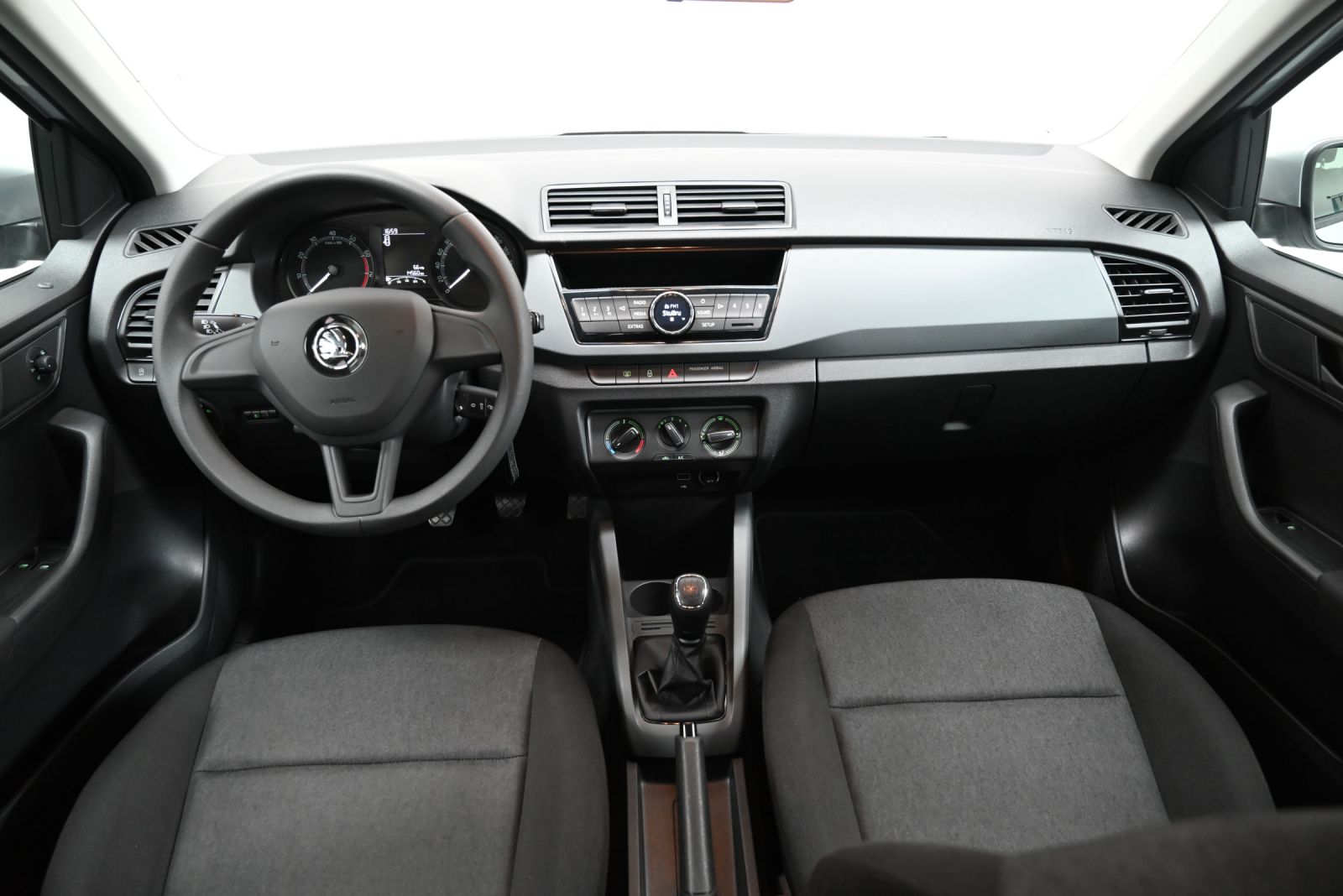 JNS Motors | Skoda Fabia 2019 14.000km benzine